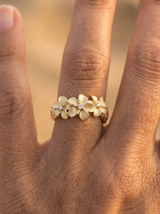 14k 8mm Plumeria Ring with 3 Diamonds