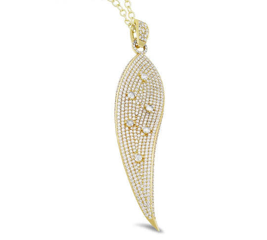 18K yellow gold pendant with 5.62 CT diamonds and 0.53 CT diamonds