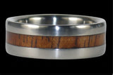 Anillo de titanio de madera koa