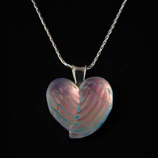 14 Karat Gelbgold große Flügel Herz Anhänger