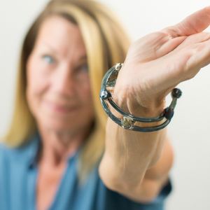 Understanding the Hawaiian Fish Hook Bracelet