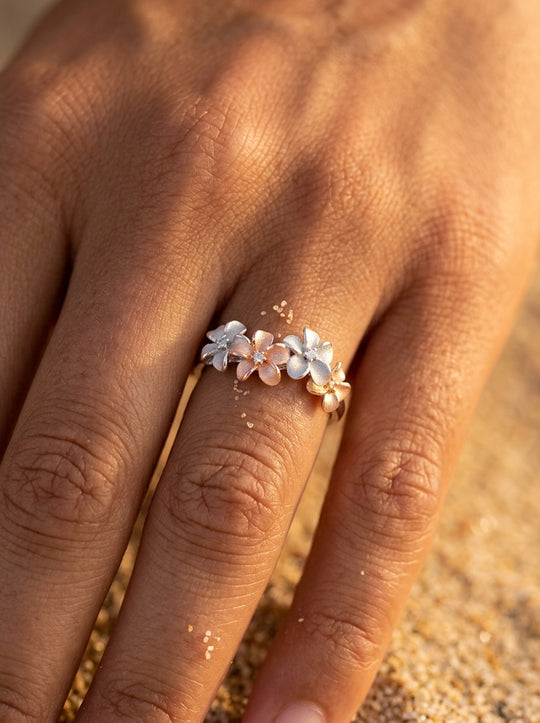 14k 2/tone 8mm Plumeria Ring with 4 Diamonds
