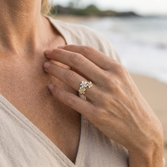 14K 8 mm 2 / Tone Plumeria avec 3 diamants