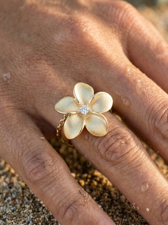 14k 18mm Plumeria Ring with diamond