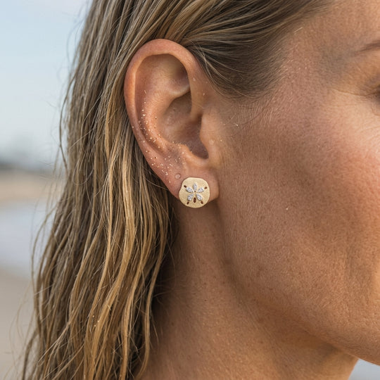 Boucles d'oreilles de sable de 14K 15 mm avec 10 diamants