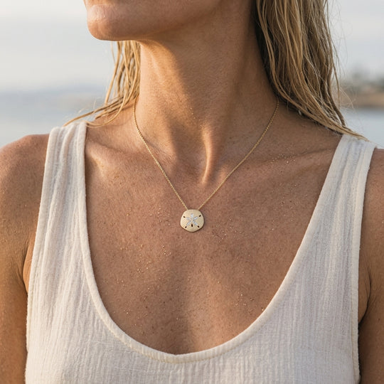 14k 18mm Sand Dollar Pendant with 12 Diamonds