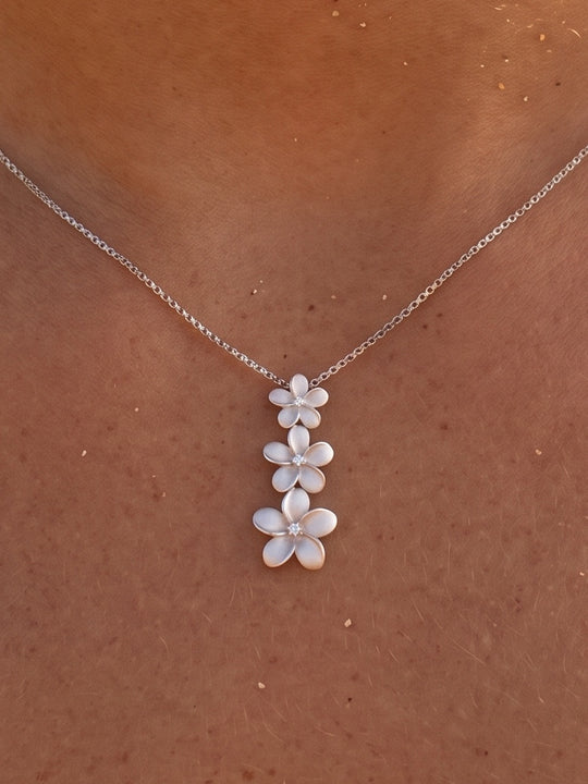 14kw 6, 8 & 10mm Plumeria Lei Slide Pendant with 3 diamonds