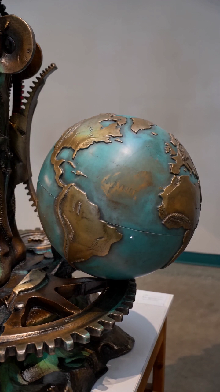 Man dot Earth Life Size — video still at 6s