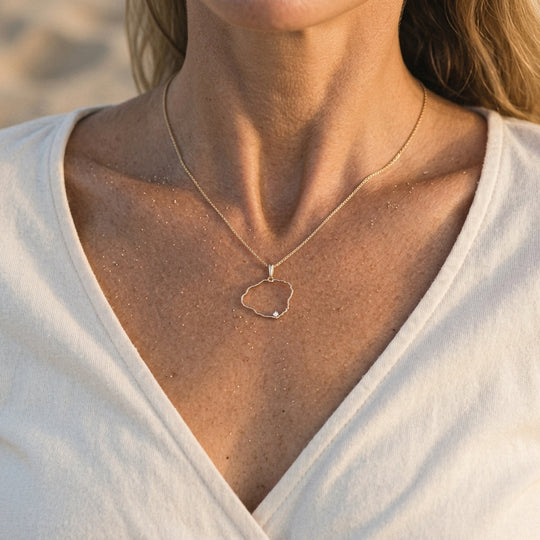 14ky "Kauai" Pendant with .03ct Diamond (for POIPU)