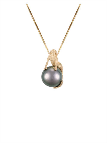 14ky "Diving" Mermaid Pendant with Tahitian Pearl 11mm