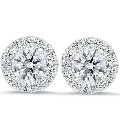 18K white gold stud earrings with 0.42 CT and 4.00 CT diamonds