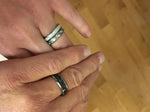 Banda de anillo de titanio de fibra de carbono negro