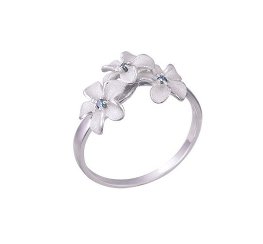 14K Zwei Tone Plumeria Ohrringe mit 6 Diamanten