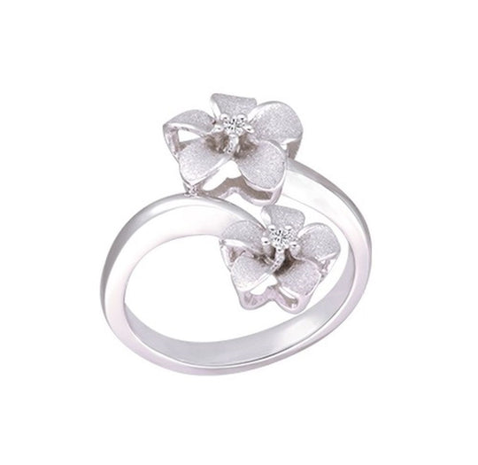 14K Zwei Tone Plumeria Ohrringe mit 6 Diamanten