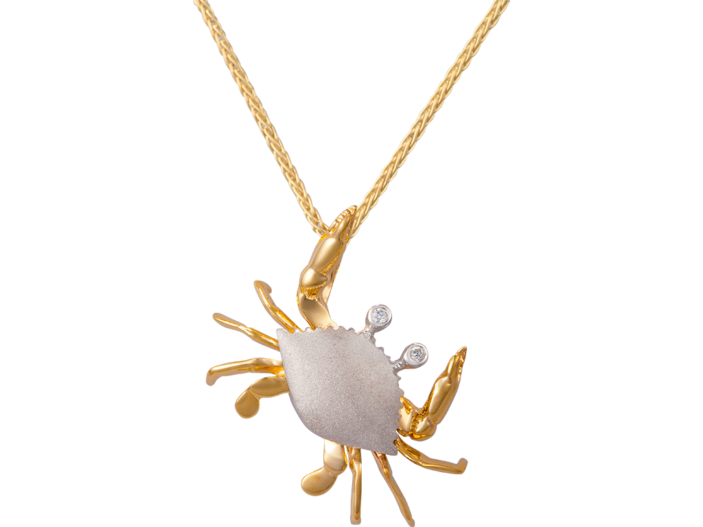 DIAMOND CRAB PENDANT NECKLACE